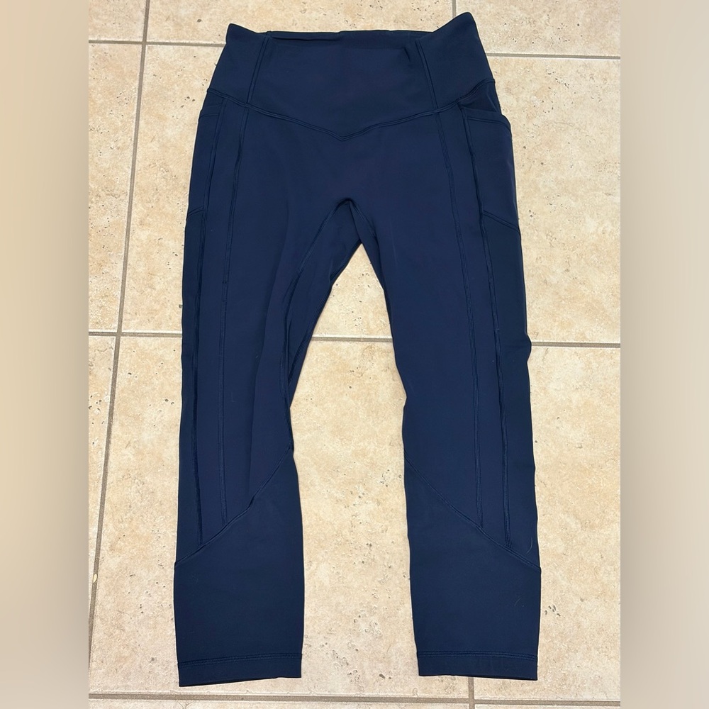Lululemon Navy All the Right Places Crop Leggings 23” Size 8 - Picture 4 of 7